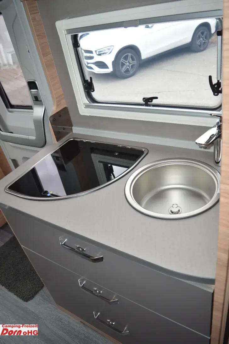 Fahrzeugbild Weinsberg CaraSuite EDITION SPICY 650 MEG Adaptiver Tempomat #24