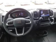 Fahrzeugbild Bürstner Signature SFT 7.1 Combi6E, Navi, 32-Zoll TV #7