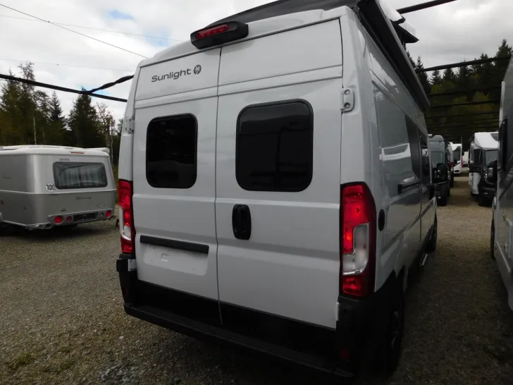 Fahrzeugbild Sunlight Cliff X 600 10-Zoll-Navi, Combi4D, 90L Diesel #6