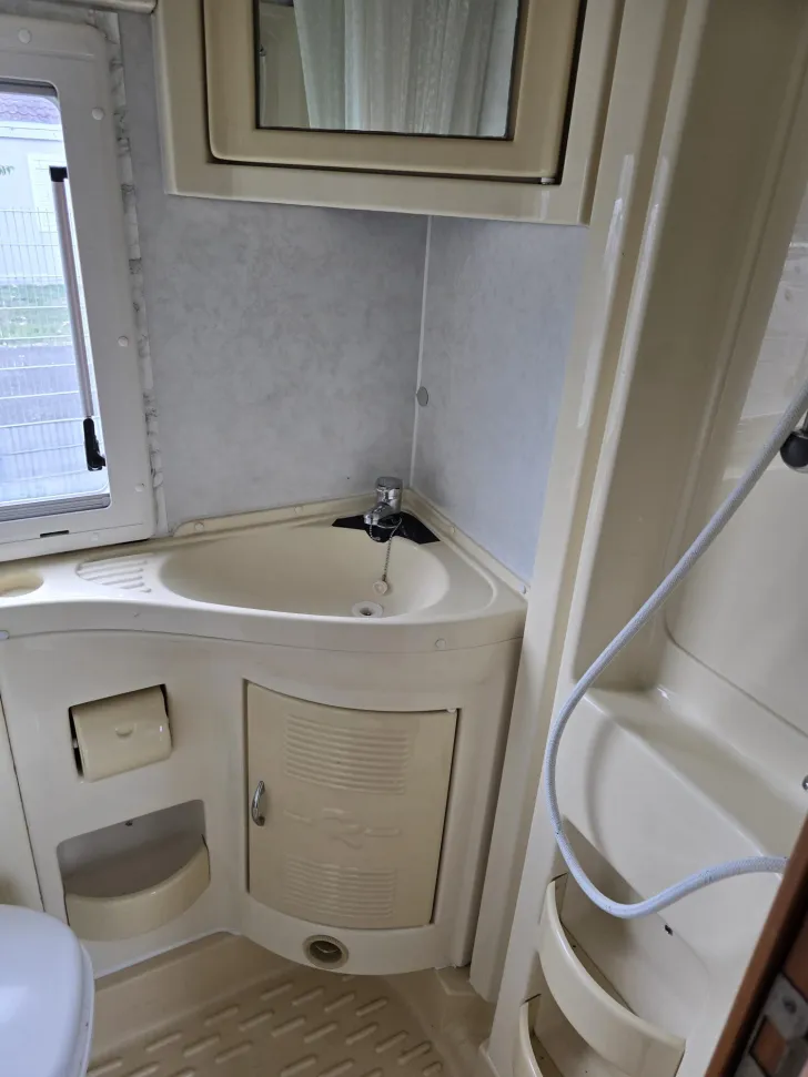 Fahrzeugbild Rimor Super Brig Serie 6 680 TC 6 - Personen #18
