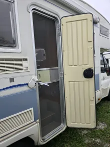 Fahrzeugbild Rimor Super Brig Serie 6 680 TC 6 - Personen #24
