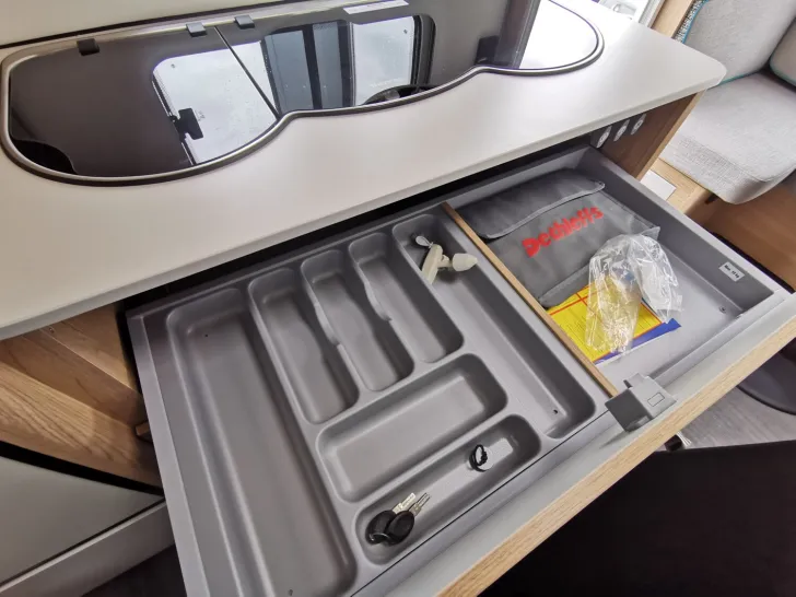 Fahrzeugbild Dethleffs Aero 510 ER / AUTARK / DUSCHPAKET / DUOCONTROL #21