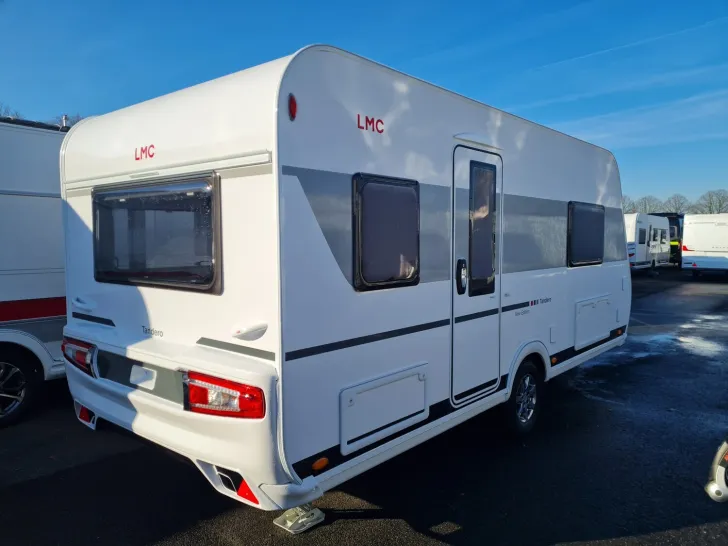 Fahrzeugbild LMC Tandero 480 D /Franz.Bett/Rundsitzgruppe #4