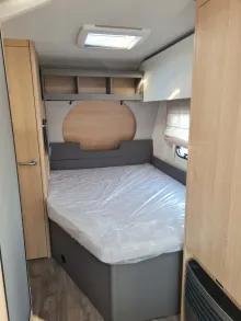 Fahrzeugbild LMC Tandero 480 D /Franz.Bett/Rundsitzgruppe #20