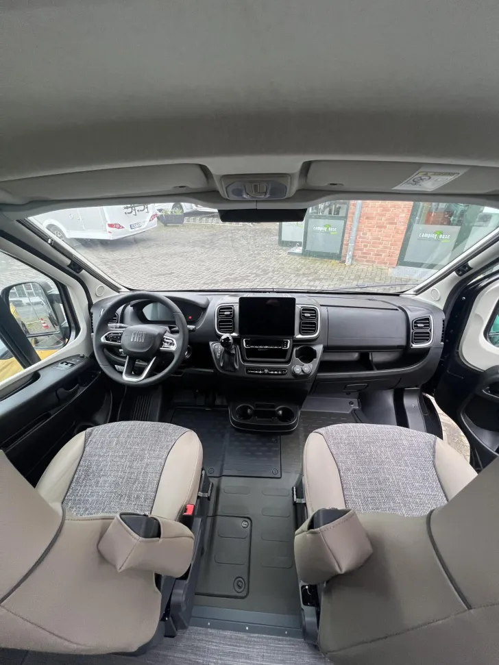 Fahrzeugbild Dethleffs Globetrail 540 DR Fiat *Automatik*Markise*MJ 27* #12