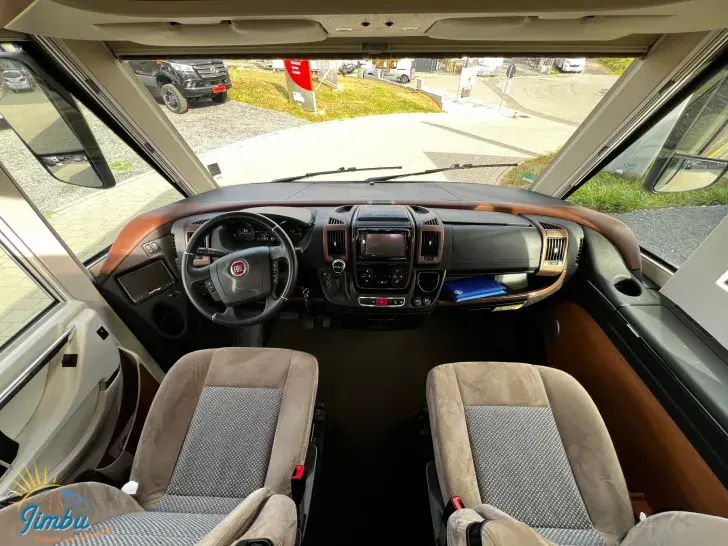 Fahrzeugbild Carthago chic c-line I 4.9 LE #8