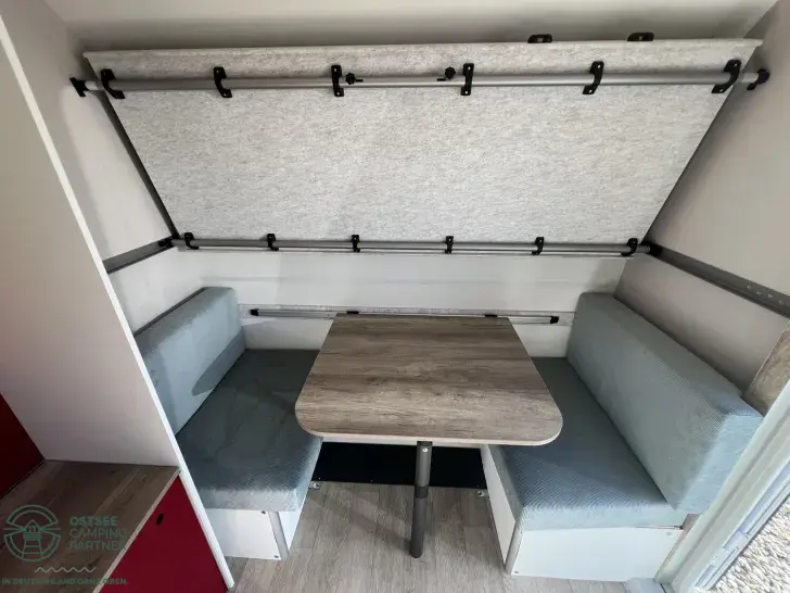Fahrzeugbild Hobby Beachy 420+ #9