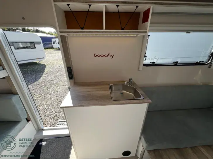 Fahrzeugbild Hobby Beachy 420+ #12