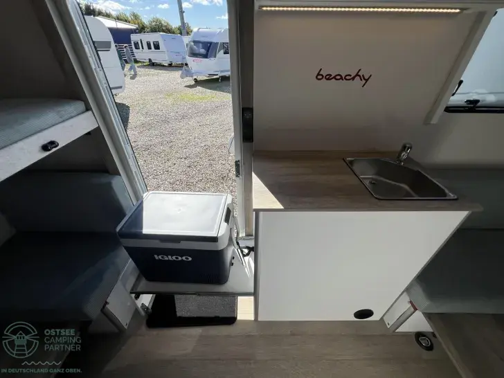 Fahrzeugbild Hobby Beachy 420+ #13