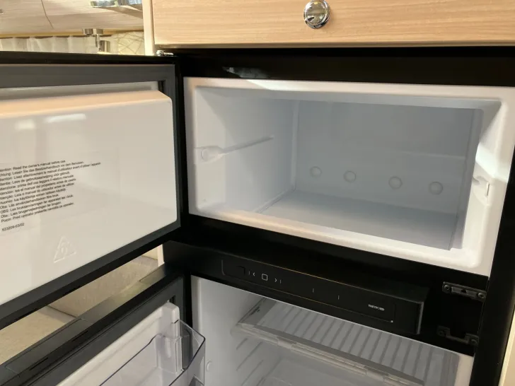 Fahrzeugbild Eura Mobil Activa One 630 LS KAMERA+NAVI+AUTOMATIK #35