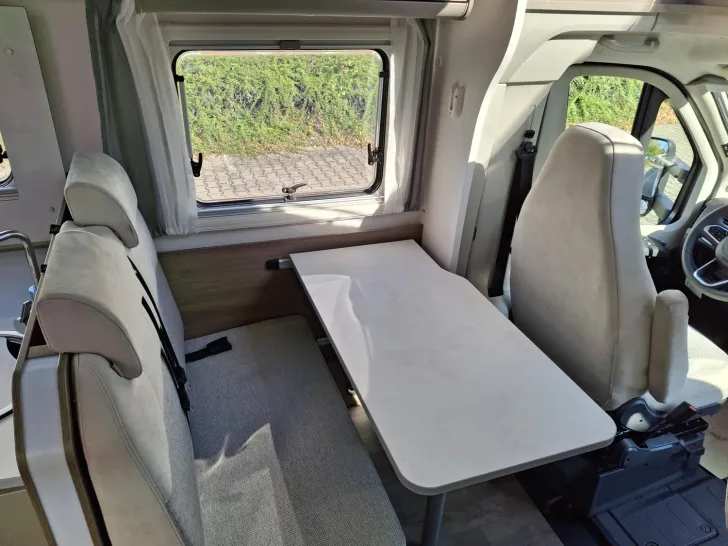 Fahrzeugbild Carado T 328 pro+, Automatik, Multimedia #16