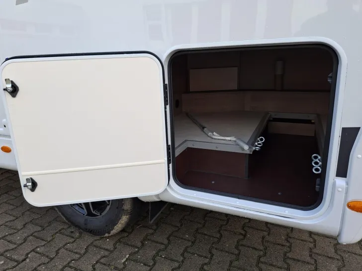 Fahrzeugbild Carado T 135 Automatik, Hubbett, 10 zoll #10
