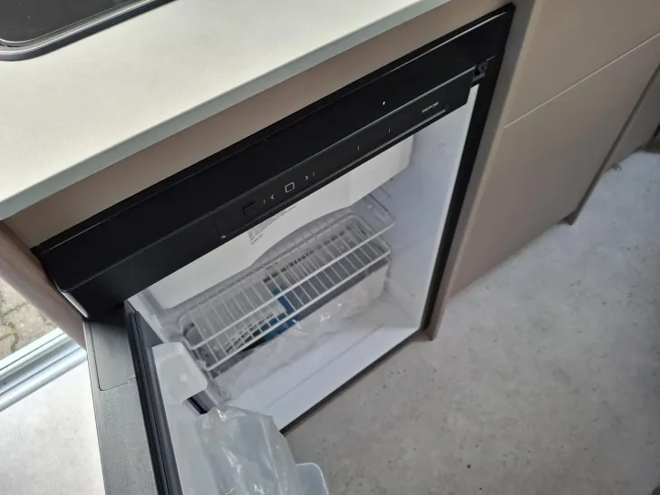 Fahrzeugbild Carado T 135 Automatik, Hubbett, 10 zoll #18