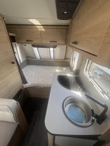 Fahrzeugbild Weinsberg CaraOne EDITION HOT 390 QD #3