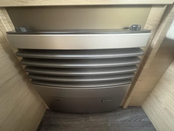 Fahrzeugbild Weinsberg CaraOne EDITION HOT 390 QD #10