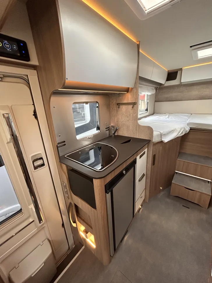 Fahrzeugbild Laika Ecovip L 2009 *Mietfahrzeug* #7