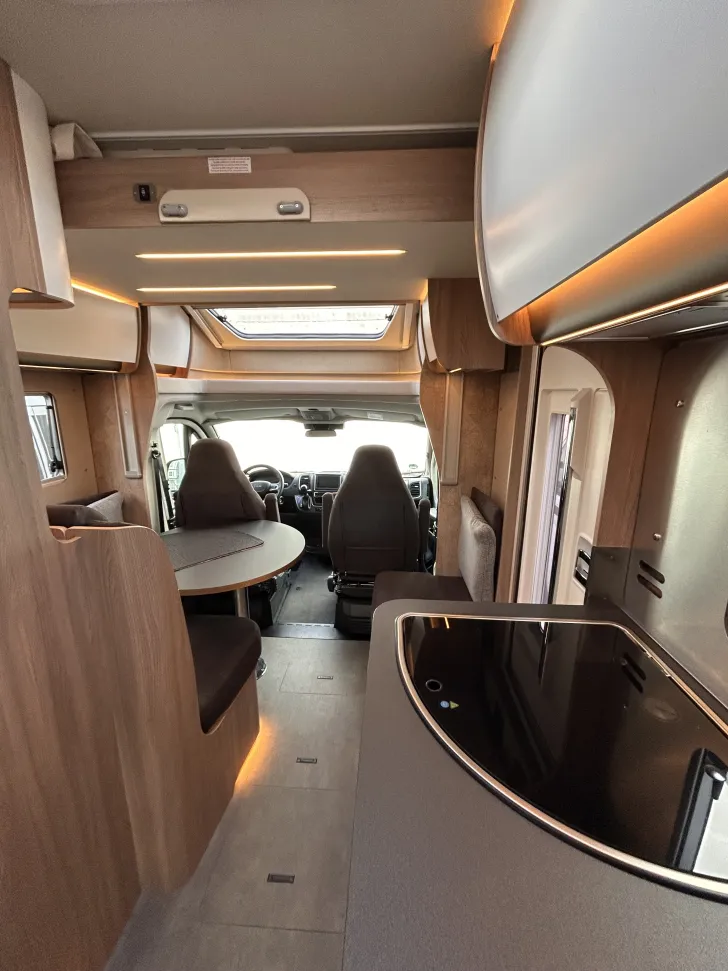 Fahrzeugbild Laika Ecovip L 2009 *Mietfahrzeug* #9