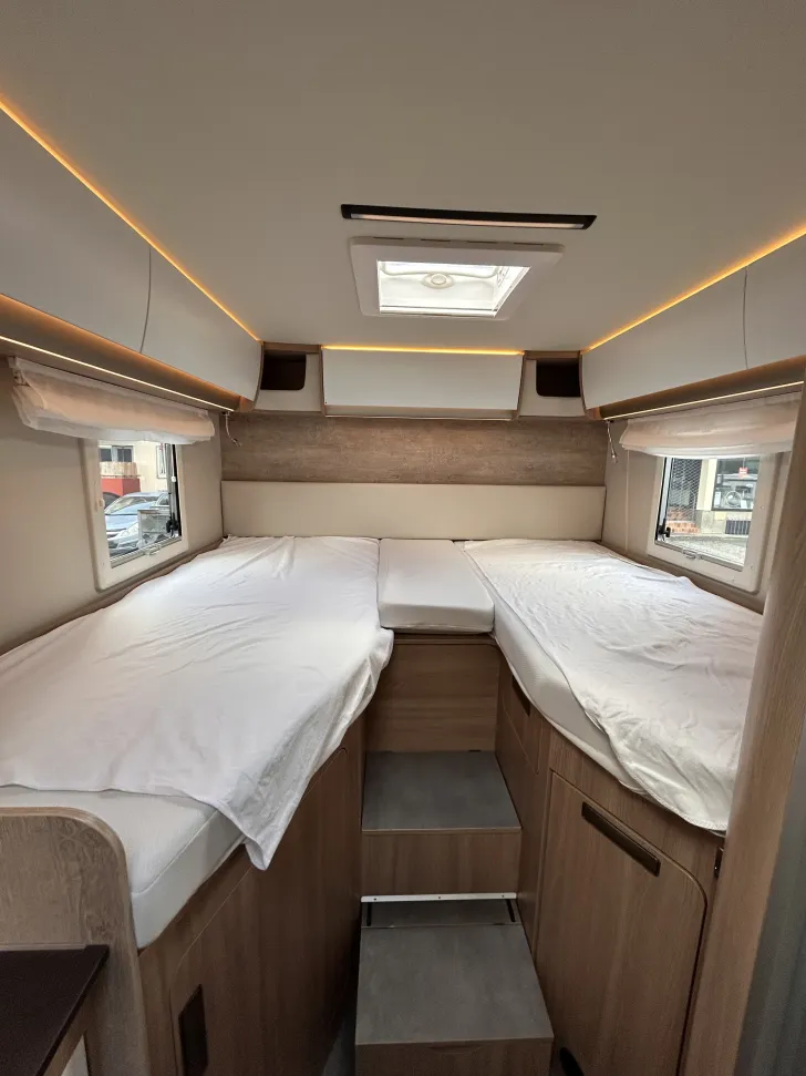 Fahrzeugbild Laika Ecovip L 2009 *Mietfahrzeug* #11