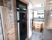 Fahrzeugbild Knaus Sun I 900 LX 180 PS, Automatik; 5,5 Tonnen #9