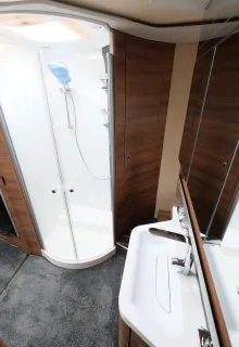 Fahrzeugbild Knaus Sun I 900 LX 180 PS, Automatik; 5,5 Tonnen #12