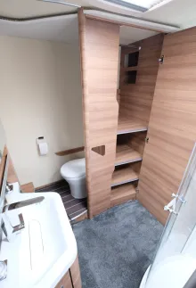 Fahrzeugbild Knaus Sun I 900 LX 180 PS, Automatik; 5,5 Tonnen #14