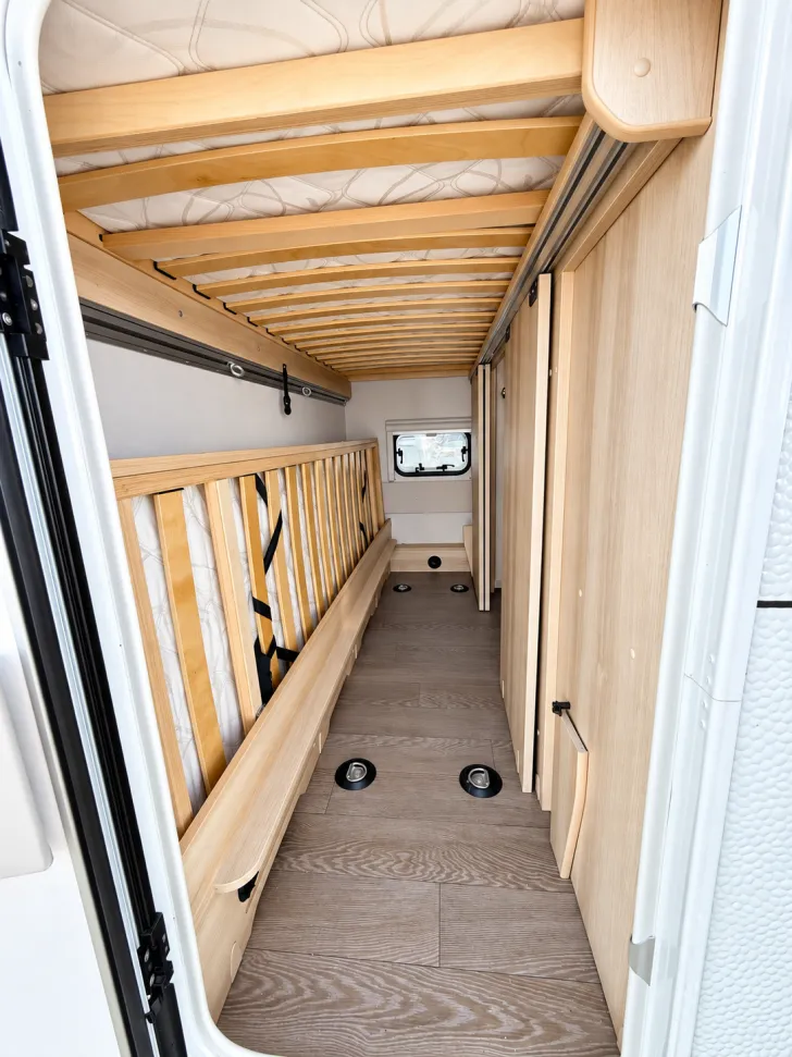 Fahrzeugbild Hobby De Luxe 540 KMFe Garage Auflastung 1800 kg #32