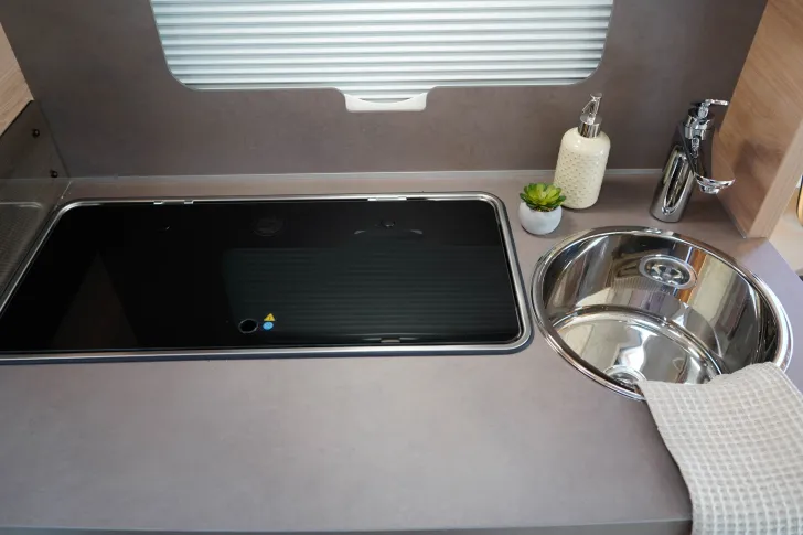 Fahrzeugbild Knaus Südwind 460 EU Black Selection | Aktionspreis #10