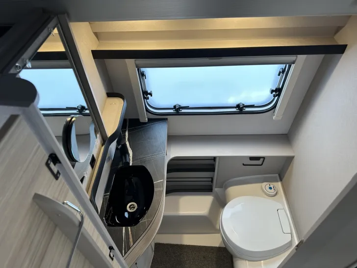 Fahrzeugbild Hymer Eriba Eriba Touring 630 Blue Ed+Mover+Schlafdach+Marki #19