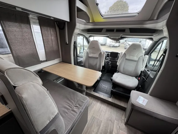 Fahrzeugbild LMC Tourer Lift H 664 G /First Edition #14