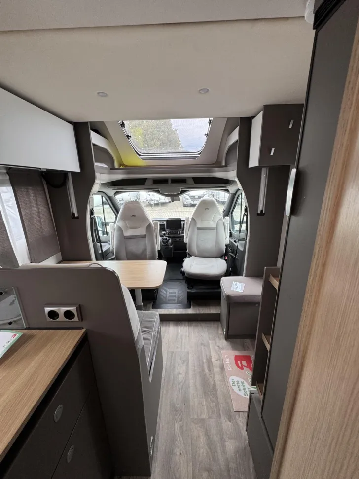 Fahrzeugbild LMC Tourer Lift H 664 G /First Edition #16