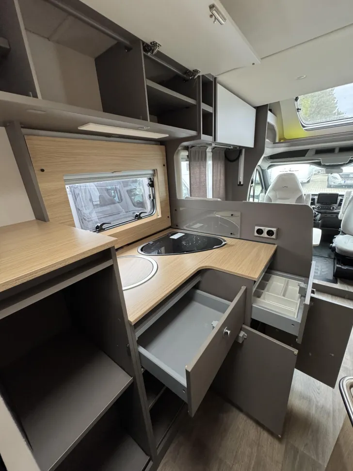 Fahrzeugbild LMC Tourer Lift H 664 G /First Edition #21