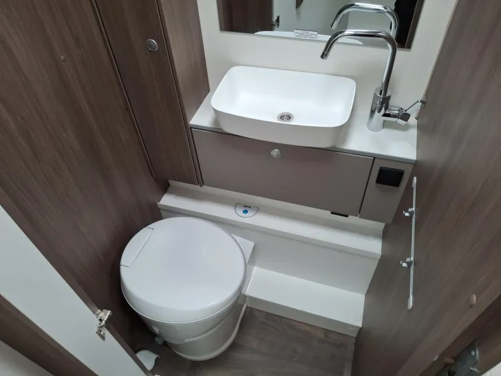 Fahrzeugbild Carado T 447 -22600 #23