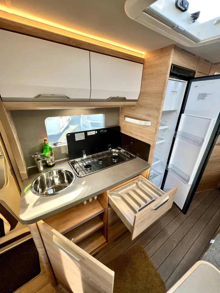 Fahrzeugbild Knaus Südwind 580 QS Black Selection #13