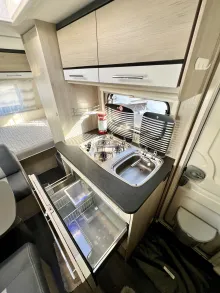 Fahrzeugbild Sterckeman Starlett 470 PE mit Mover und Sackmarkise #22