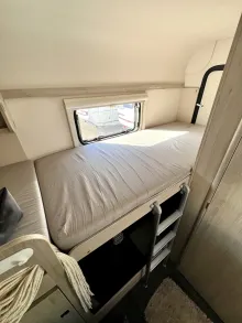 Fahrzeugbild Sterckeman Starlett 470 PE mit Mover und Sackmarkise #30