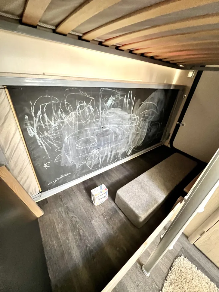 Fahrzeugbild Sterckeman Starlett 470 PE mit Mover und Sackmarkise #31
