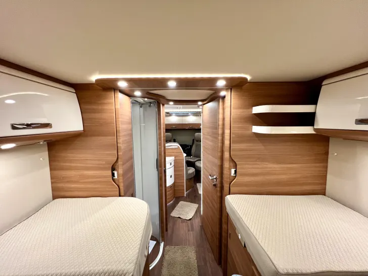 Fahrzeugbild Carthago chic c-line I 4.9 LE L Hubstützen+Luftfederung+18"ORC #21