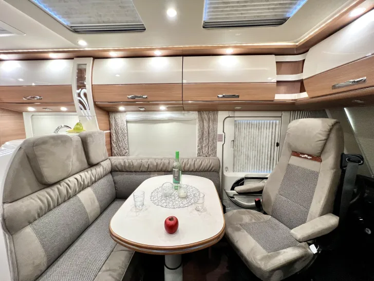 Fahrzeugbild Carthago chic c-line I 4.9 LE L Hubstützen+Luftfederung+18"ORC #29