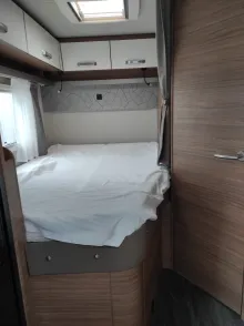 Fahrzeugbild Weinsberg CaraLoft 650 MF 1096 - 611, Schalter #9