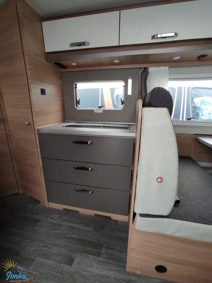 Fahrzeugbild Weinsberg CaraLoft 650 MF 1096 - 611, Schalter #11