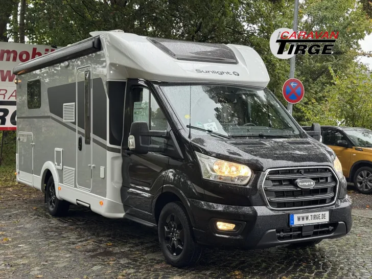 Fahrzeugbild Sunlight Adventure T Ford 690L #1