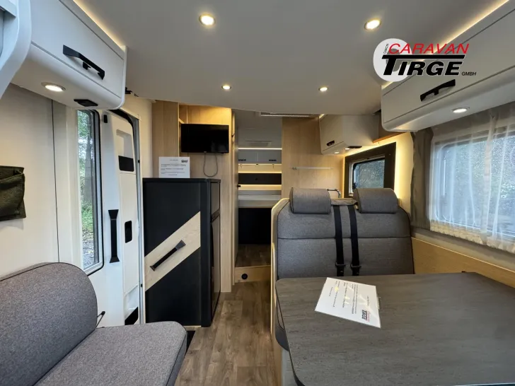 Fahrzeugbild Sunlight Adventure T Ford 690L #16