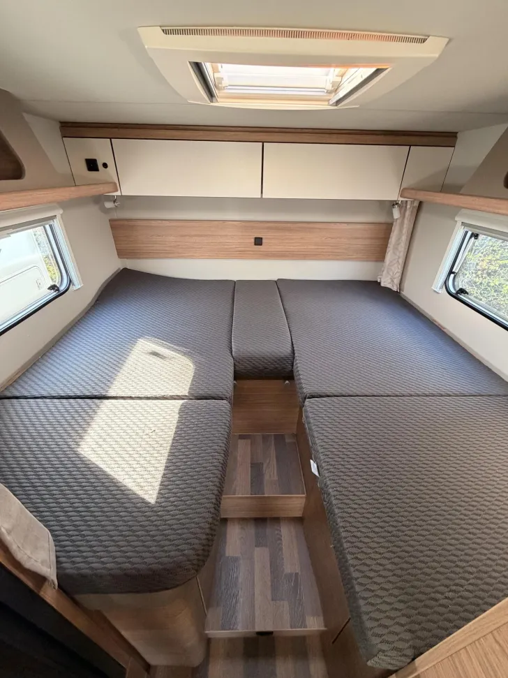 Fahrzeugbild Weinsberg CaraHome 650 MEG erst 11.000 km #13