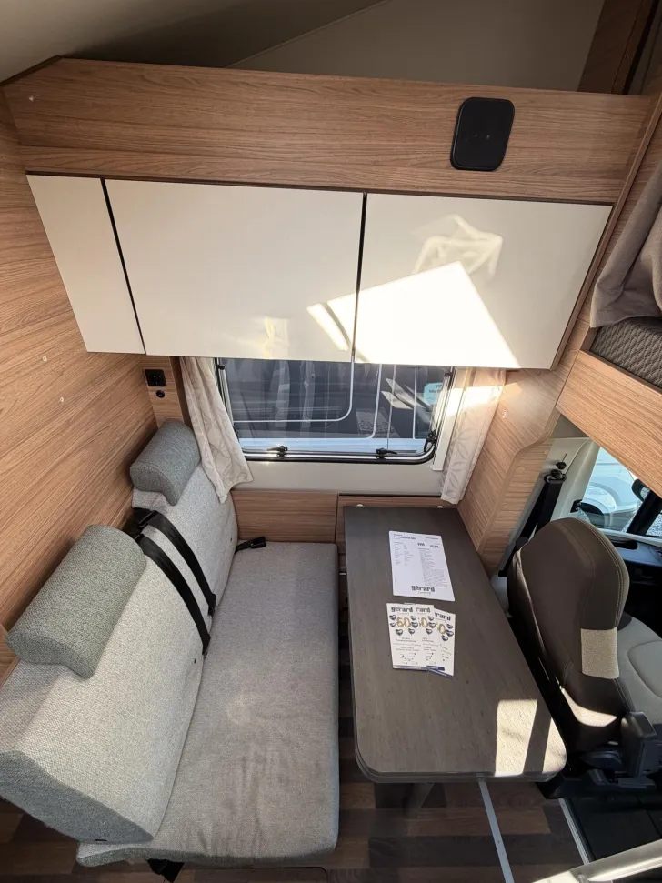Fahrzeugbild Weinsberg CaraHome 650 MEG erst 11.000 km #15
