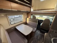 Fahrzeugbild Knaus Sky Traveller 600 DKG **6 Sitzplätze** #12