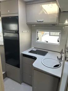 Küchen Carado T 448 Automatik, Lithium, RFK, Radio