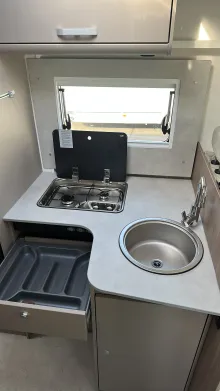 Kühlschrank Carado T 448 Automatik, Lithium, RFK, Radio