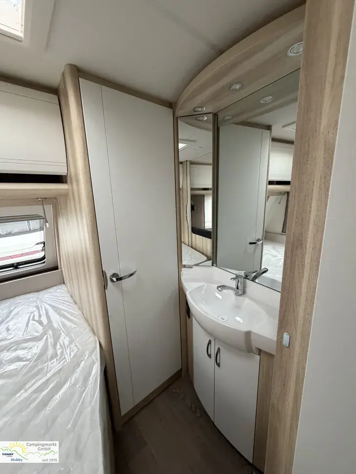 Fahrzeugbild Hobby De Luxe 400 SFe #7
