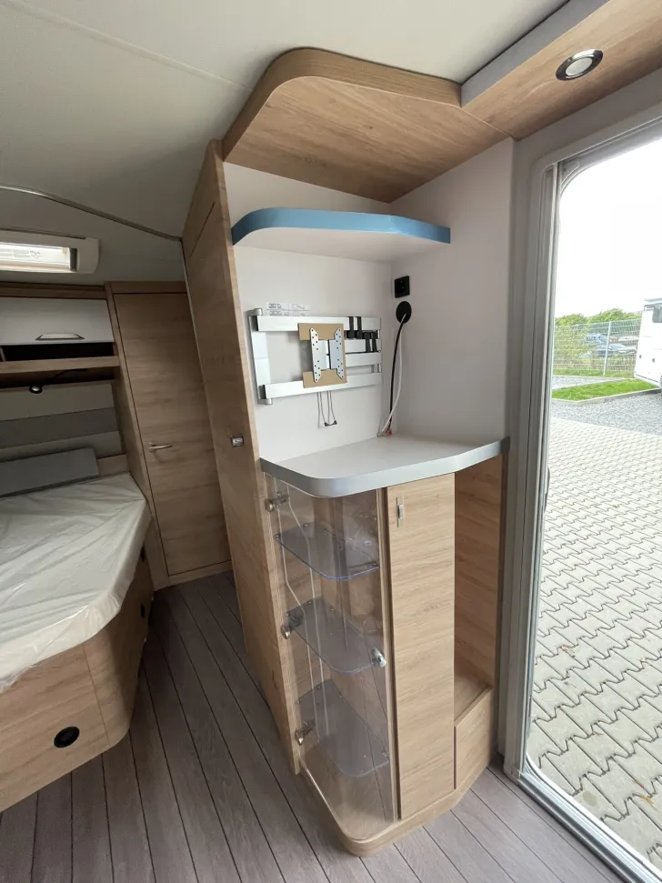 Fahrzeugbild Knaus Südwind BLACK SELECTION 500 FU Rundsitzgruppe #10