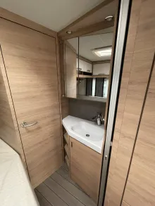 Fahrzeugbild Knaus Südwind BLACK SELECTION 500 FU Rundsitzgruppe #11